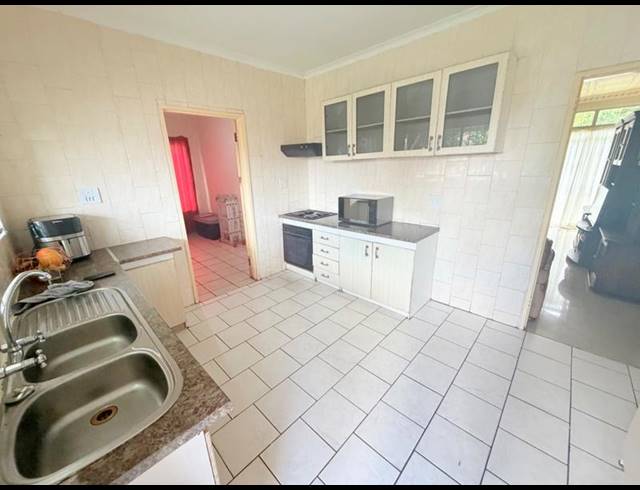 9 BEDROOM HOUSE FOR SALE IN VANDERBIJLPARK CE 5